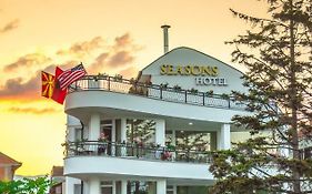 Seasons Hotel